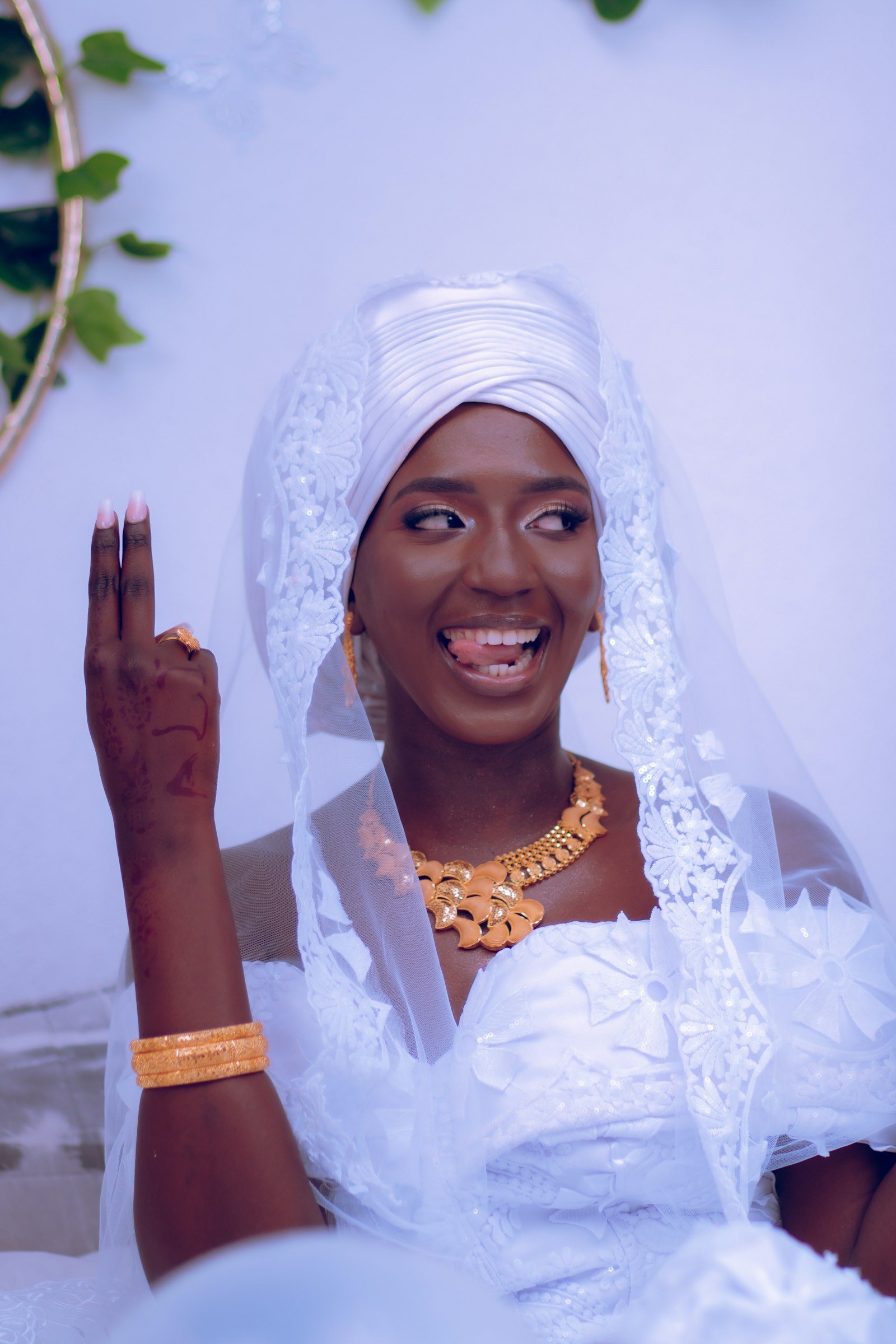 Bride in the white nikah kaftan