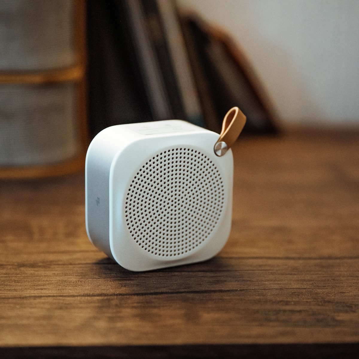 Portable bluetooth speaker