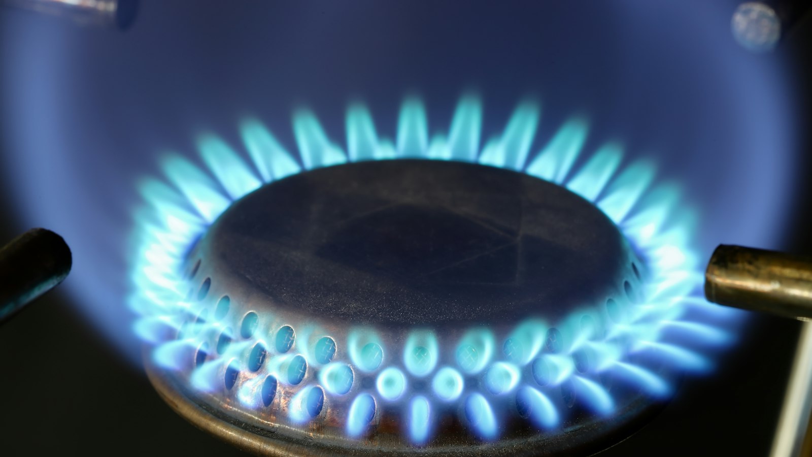 Blue flame, full cylinder