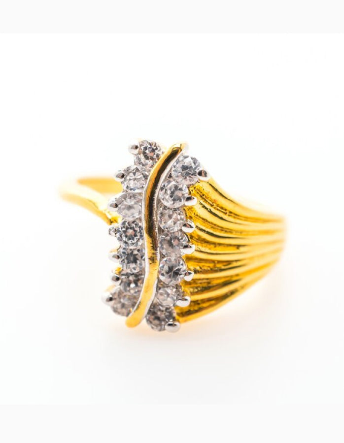 Vintage Gold Diamond Cluster Ring