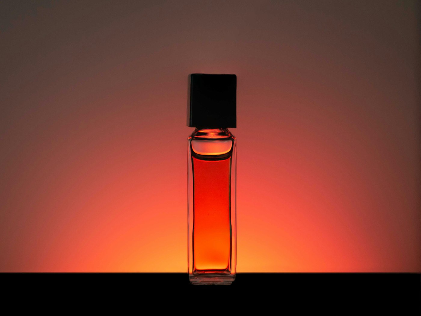 Eau Dorée, backlit