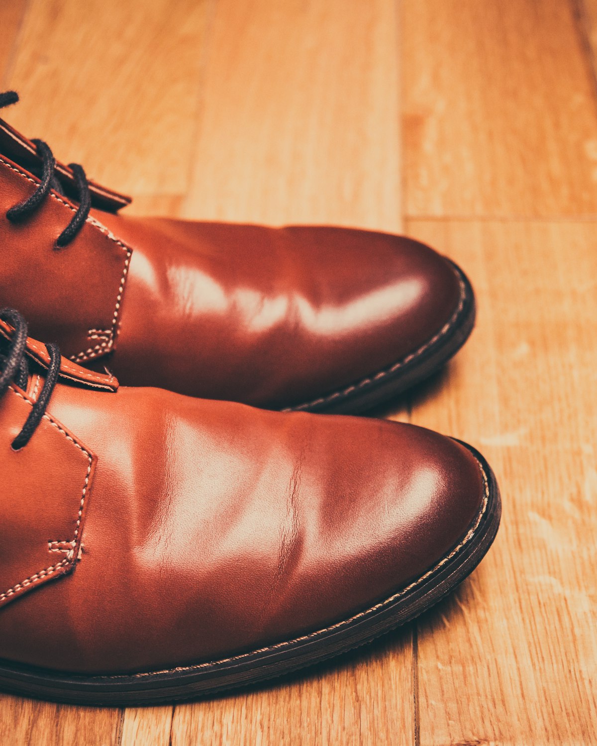 Milano Leather Loafer + Care Kit